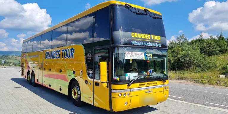 GRANDES TOUR