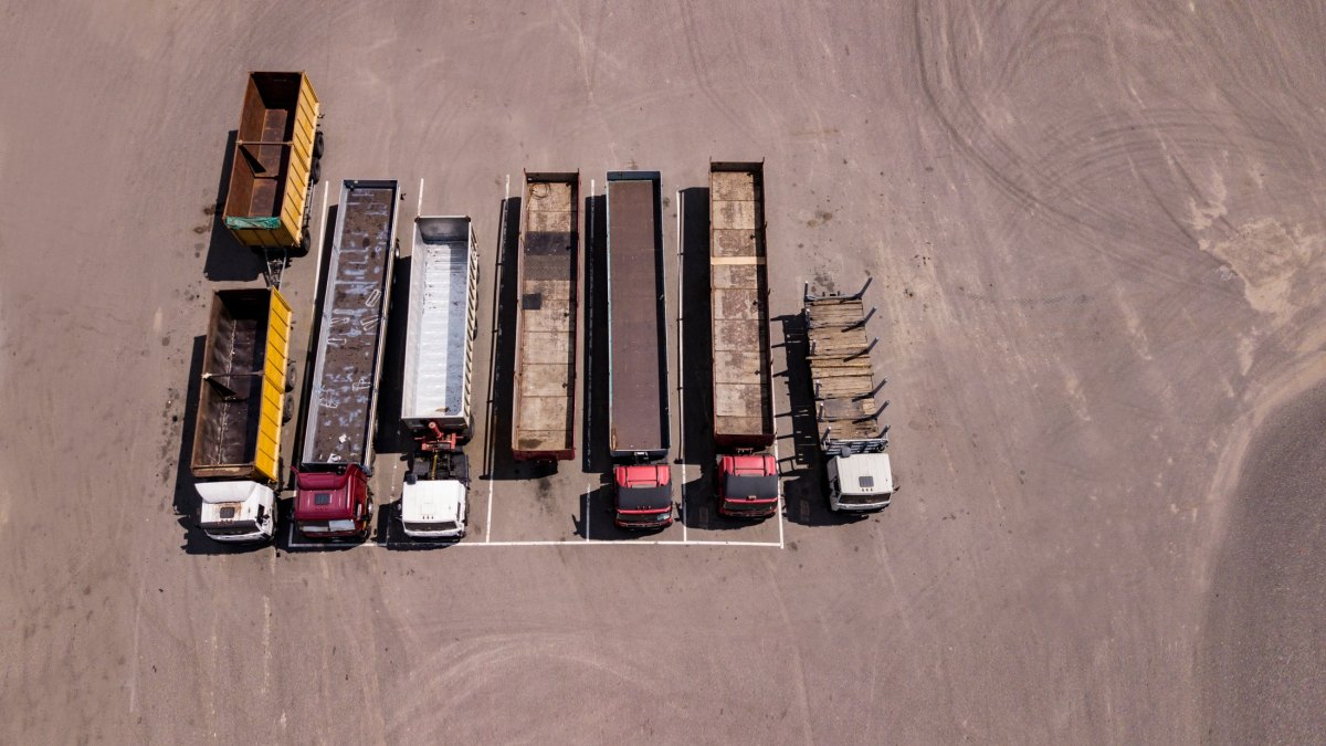Slovakia truck driving bans: weekend and holiday rules